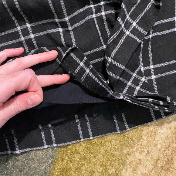 Abercrombie & Fitch | Plaid Ruffle Mini Skirt - Picture 5 of 9